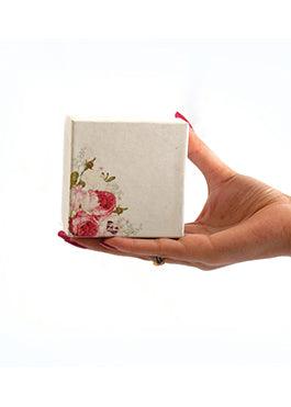 Flower on the Mid Design Box for Packing Gift - BoxGhar